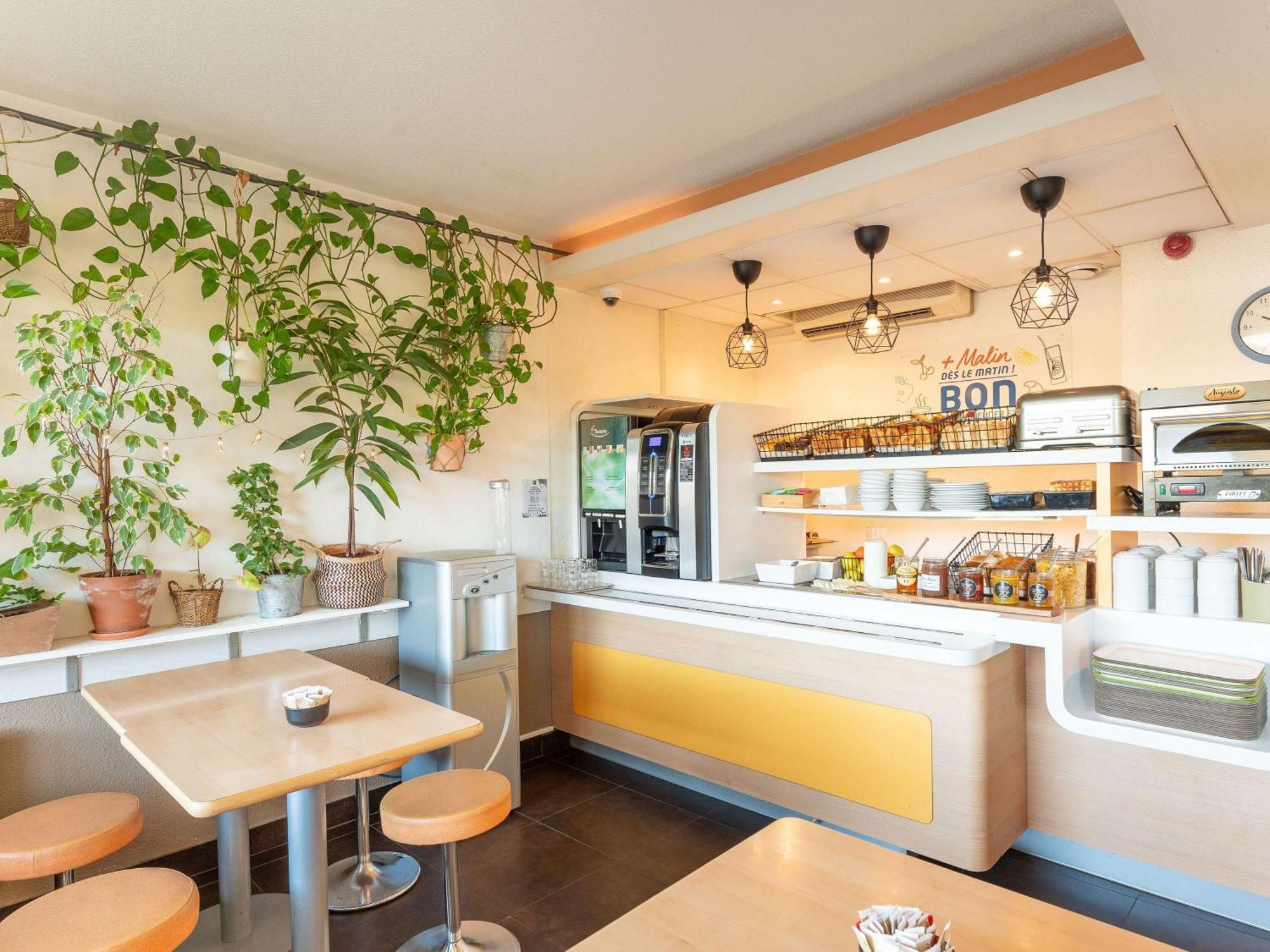 Ibis Budget Macon Nord Luaran gambar